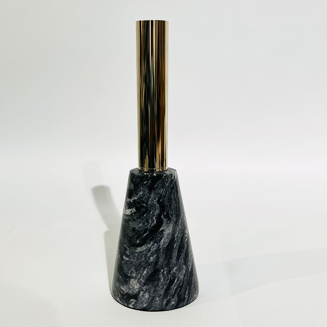 FLORERO DECORATIVO DORADO CON BASE