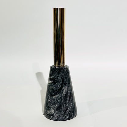 FLORERO DECORATIVO DORADO CON BASE